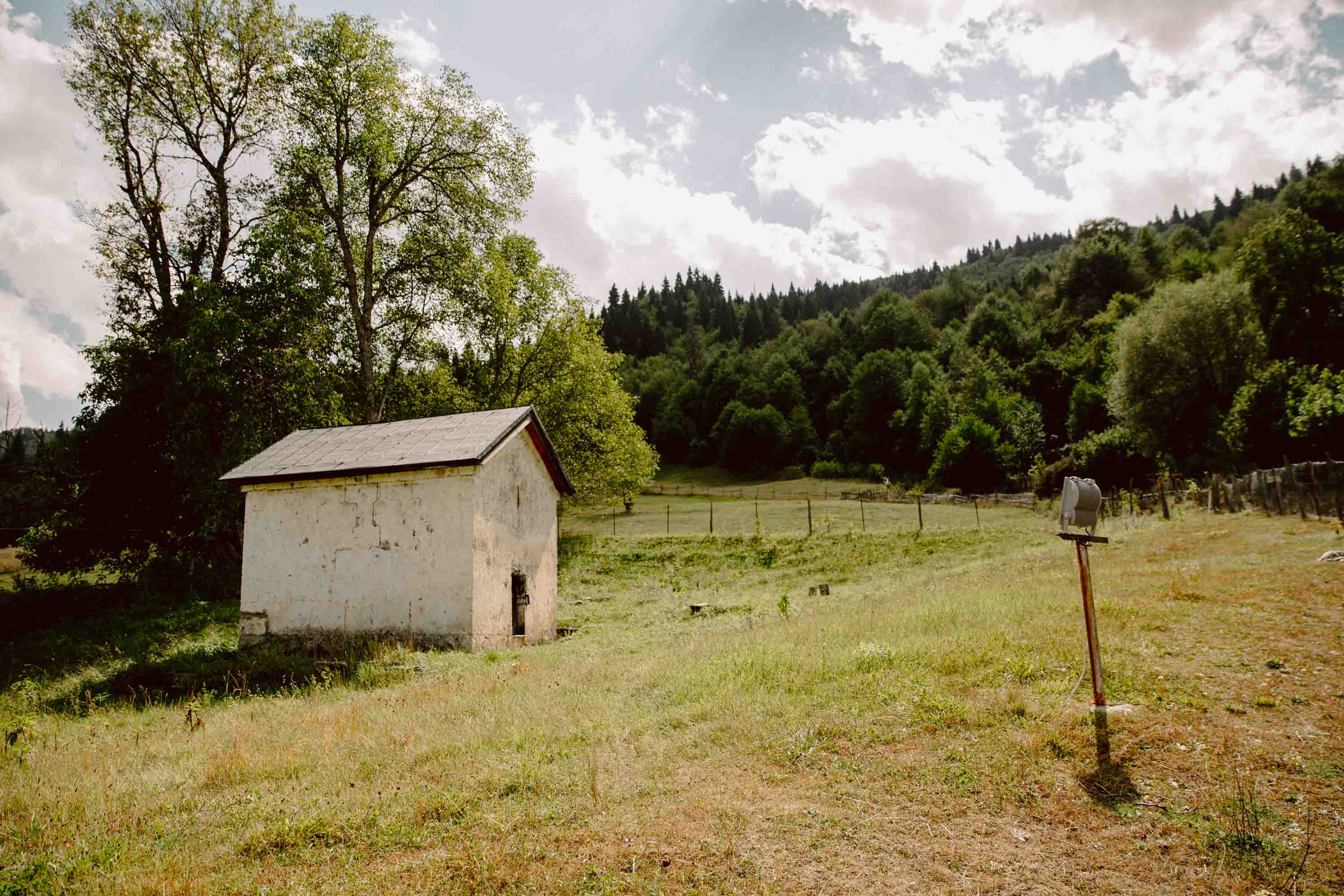 Views on Church of St. George (Lahili)