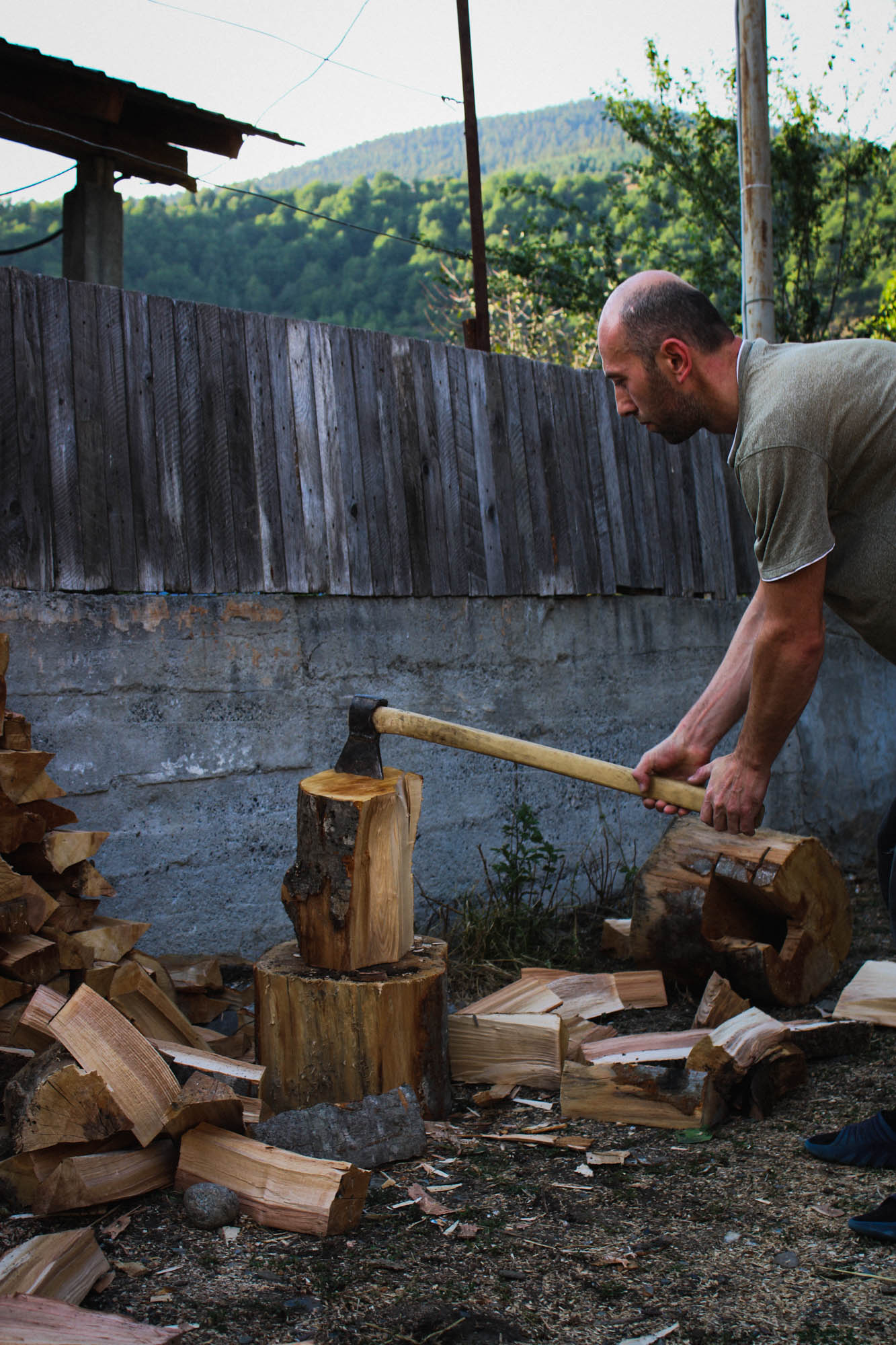 Woodchopping